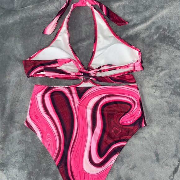 Abstract fluid pattern halter one piece swimsuit - Picture 4 of 4